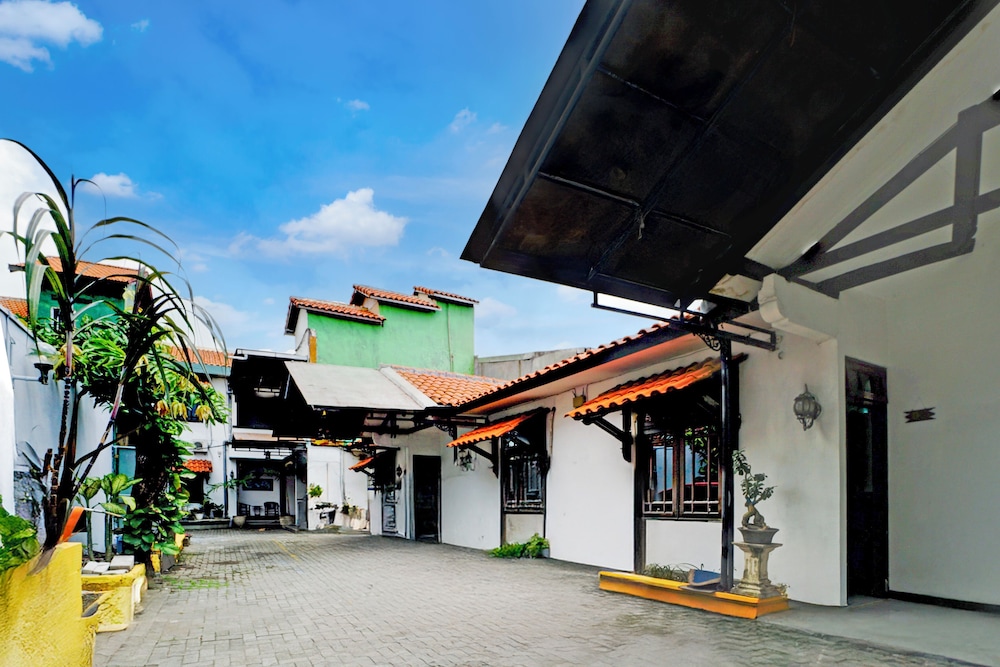 Hotel O Bungurasih Near Juanda International Airport Formerly Griya Waru Hotel 30/33