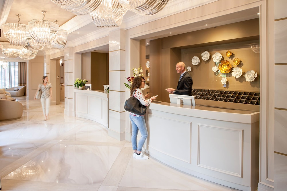 Hotel Dei Fiori 8/50
