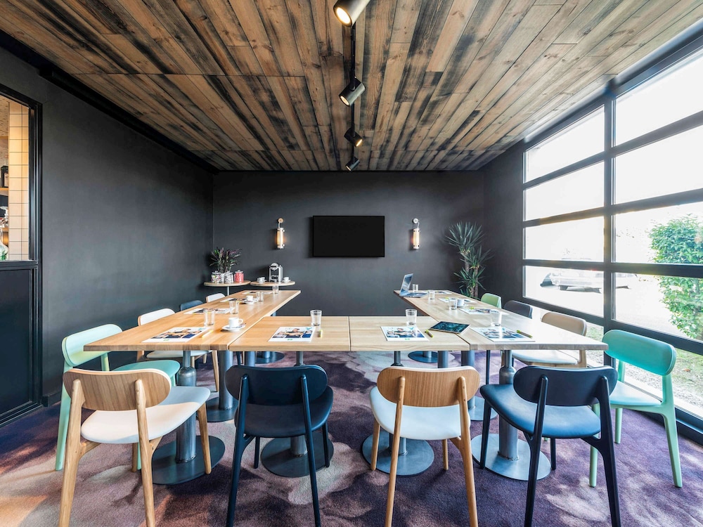 Ibis Styles Lyon Meyzieu Arena Stadium 59/63