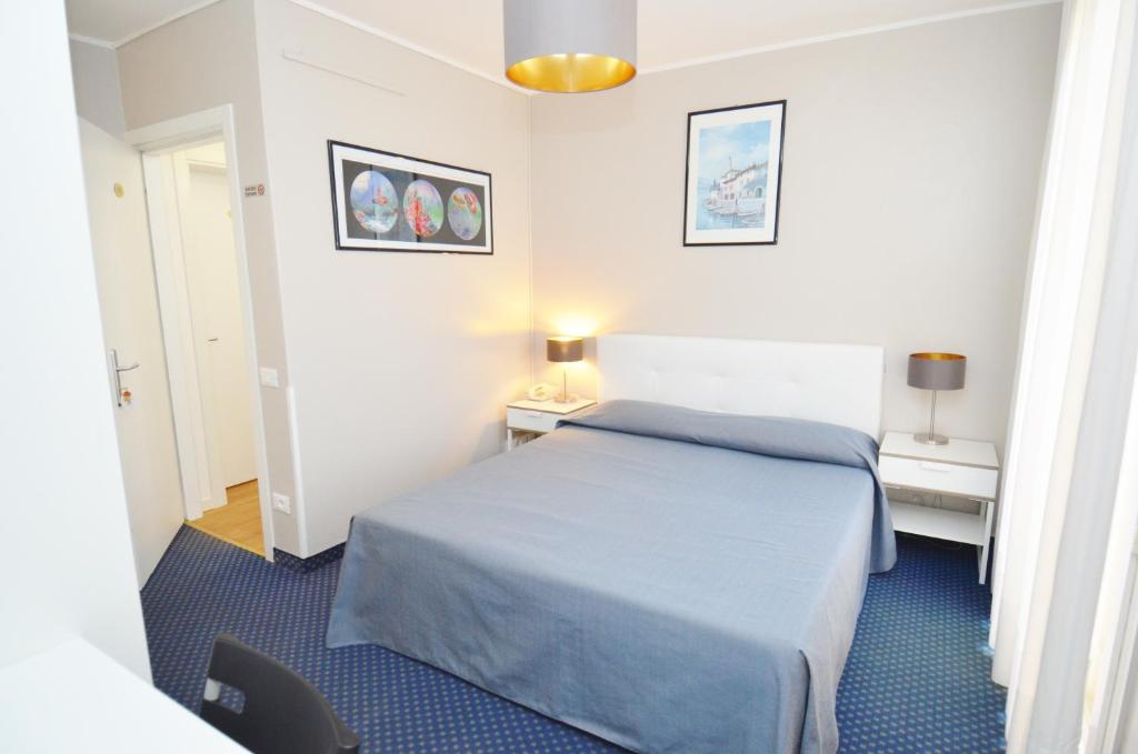 Ute Hotel 6/40