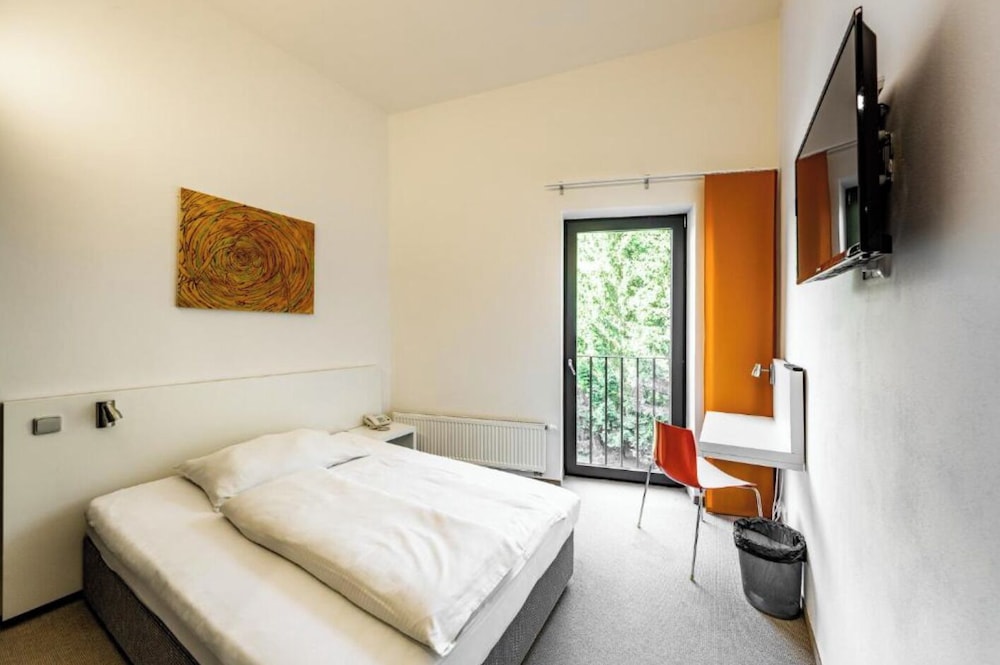 Hotel Ski 7/50