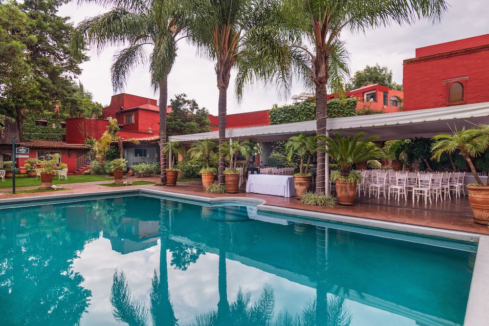 Villa San Jose Hotel And Suites 46/50