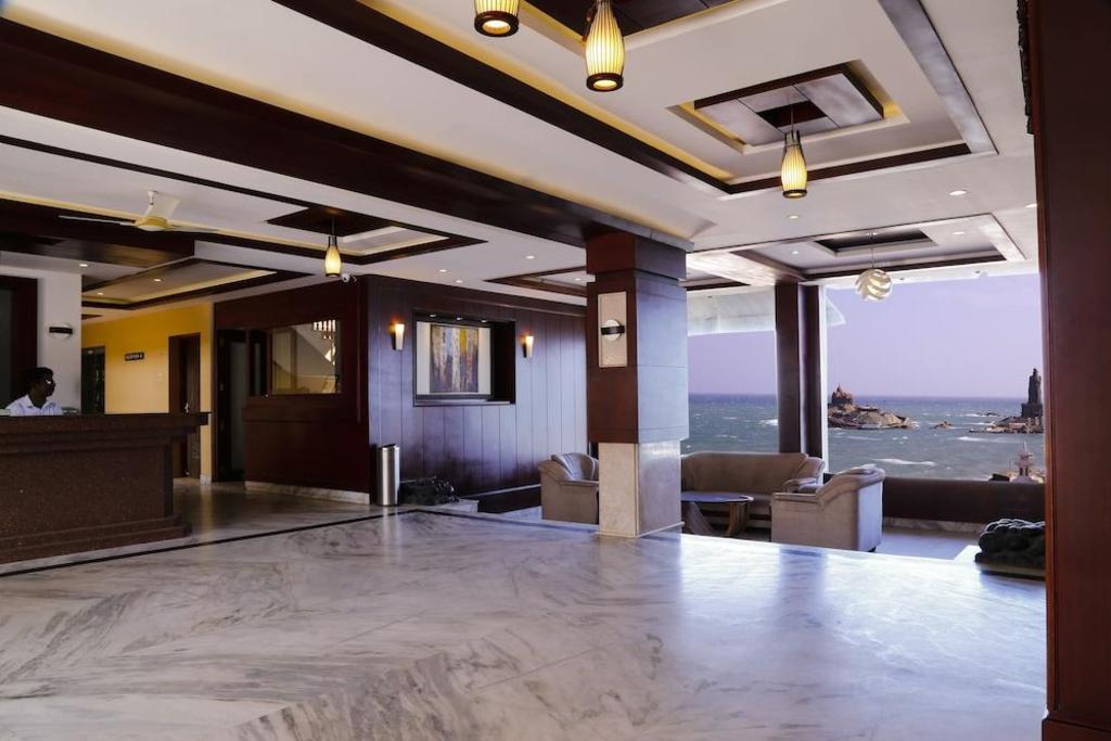 Hotel Maadhini 7/35