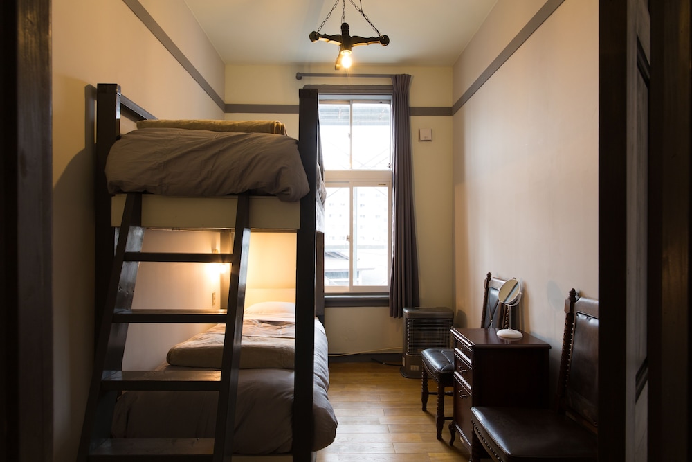Little Barrel Guest House - Hostel 64/81