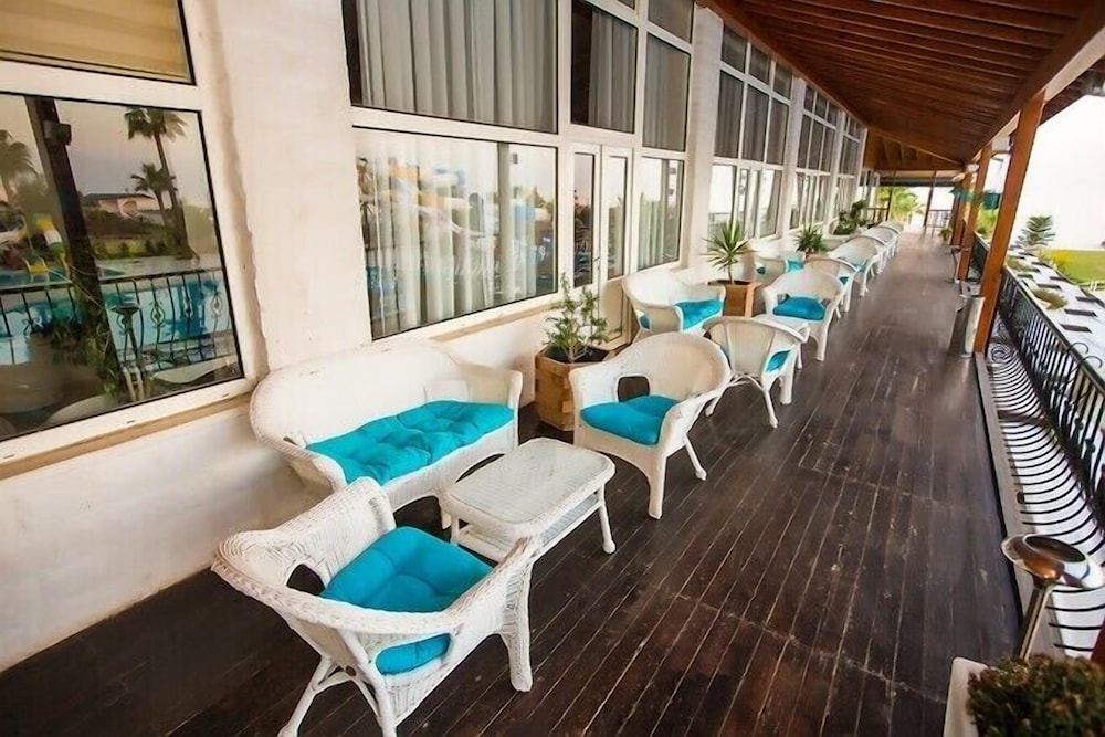 Issos Otel 6/11