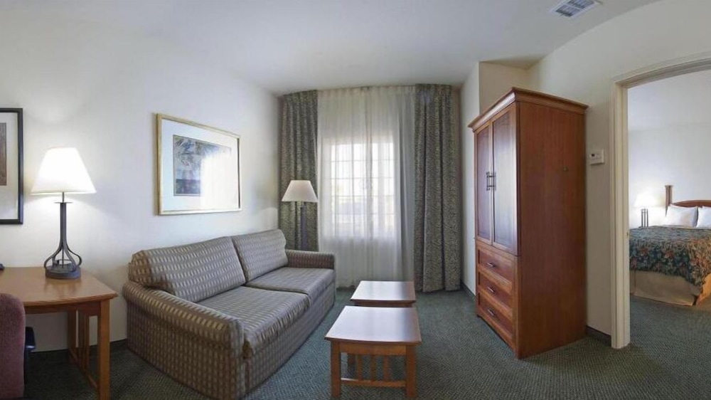 STAYBRIDGE SUITES BROWNSVILLE 47/73