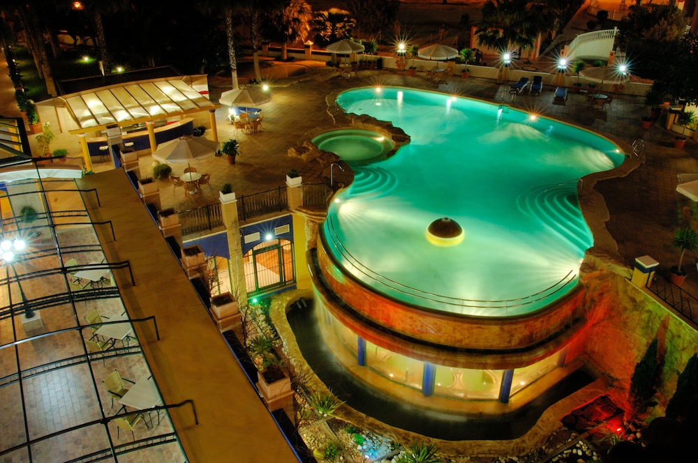La Laguna Spa And Golf 8/66