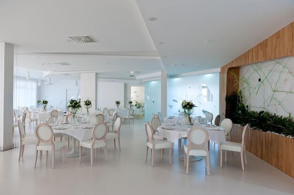 Vea Resort Hotel 51/63