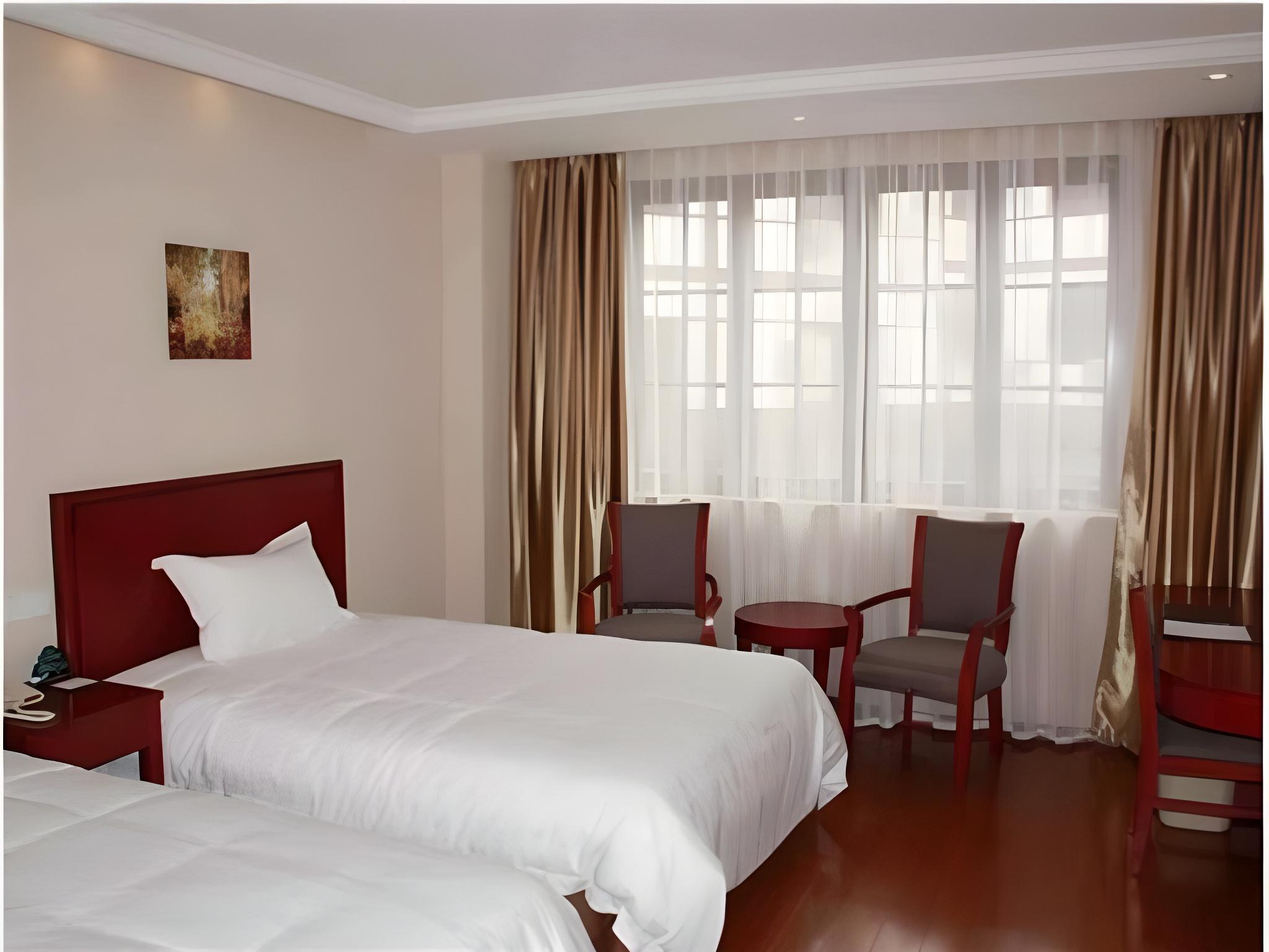 Room, Twin Beds