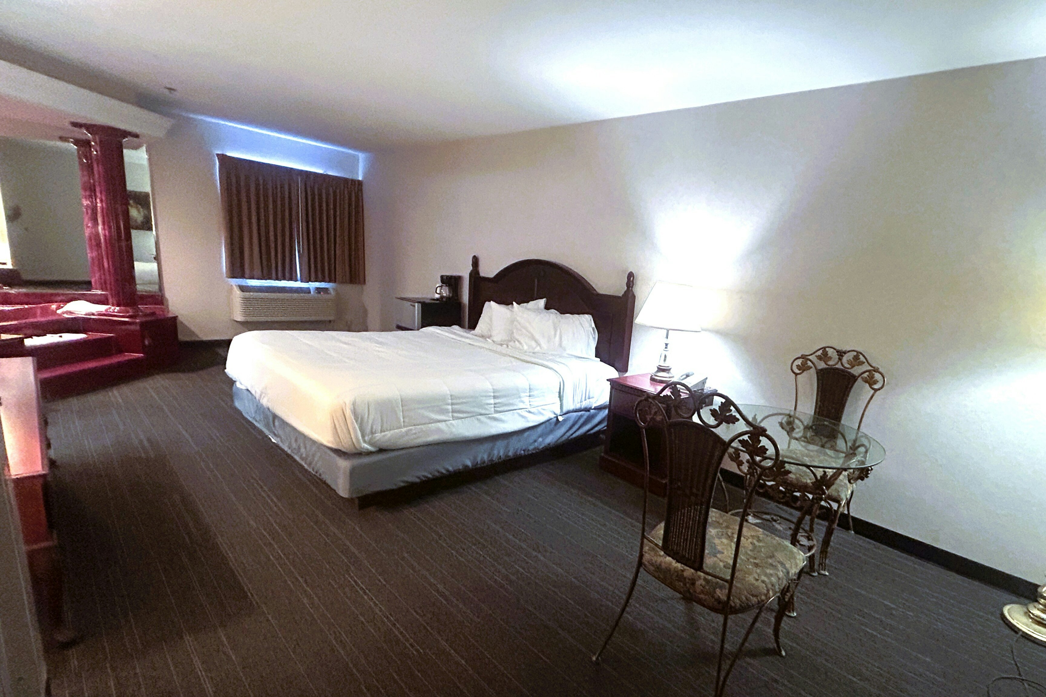 Osage Village Inn Near Lake Ozarks US 54 26/55