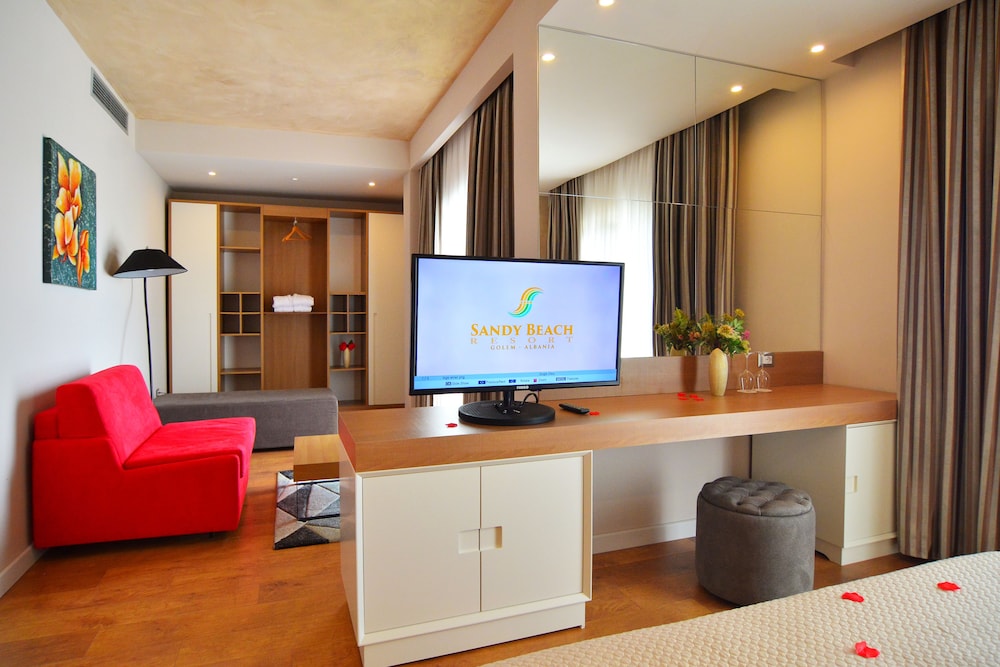 Sandy Beach Resort 54/74