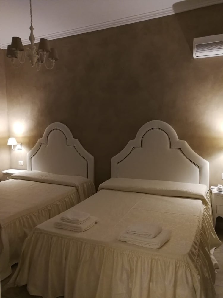 Boutique Hotel Calais Milano 12/63
