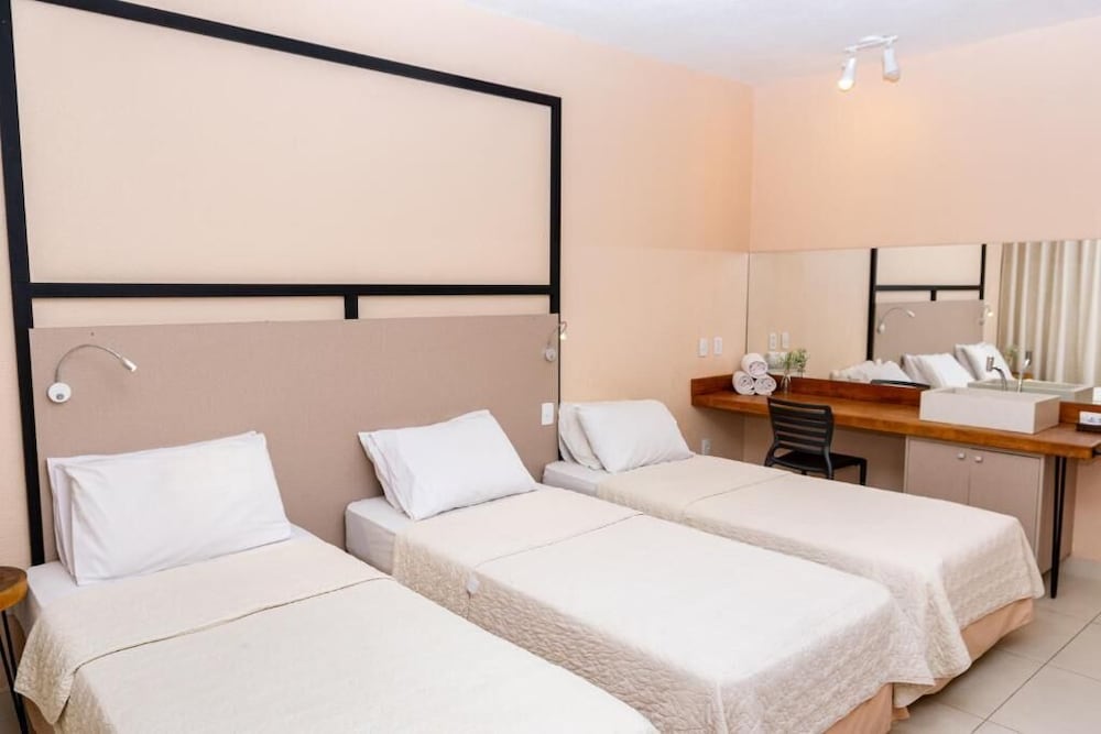 Formula Arrey Hotel 4/40
