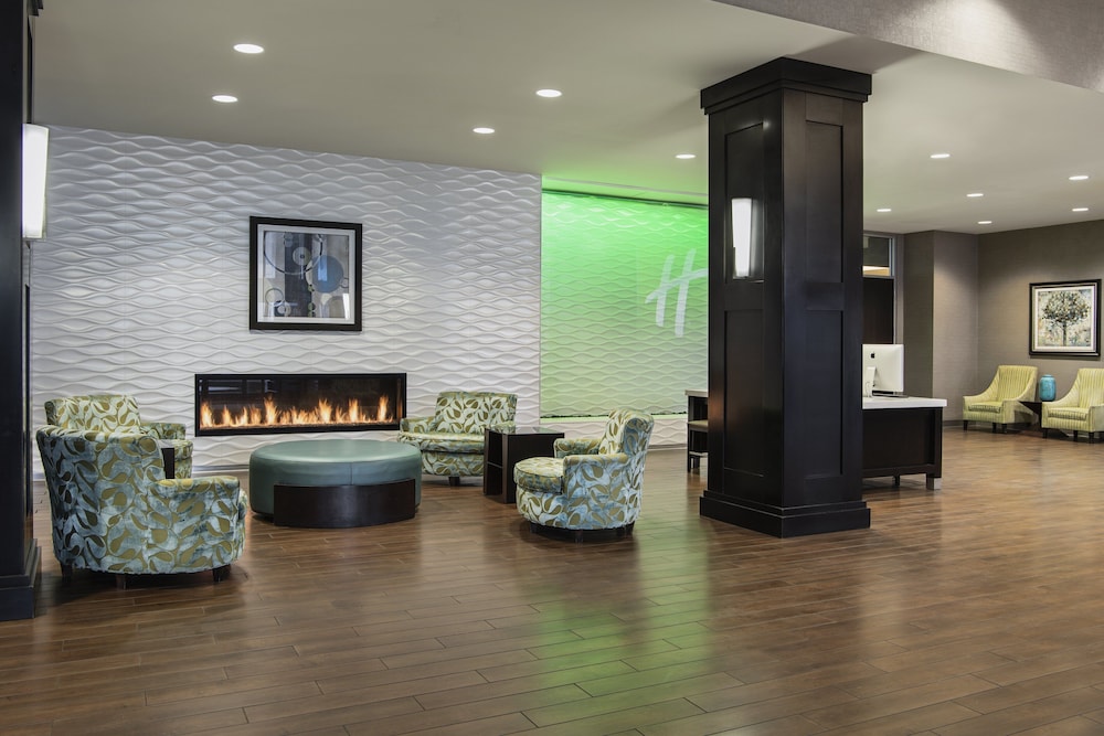 Holiday Inn Saskatoon Downtown 50/75