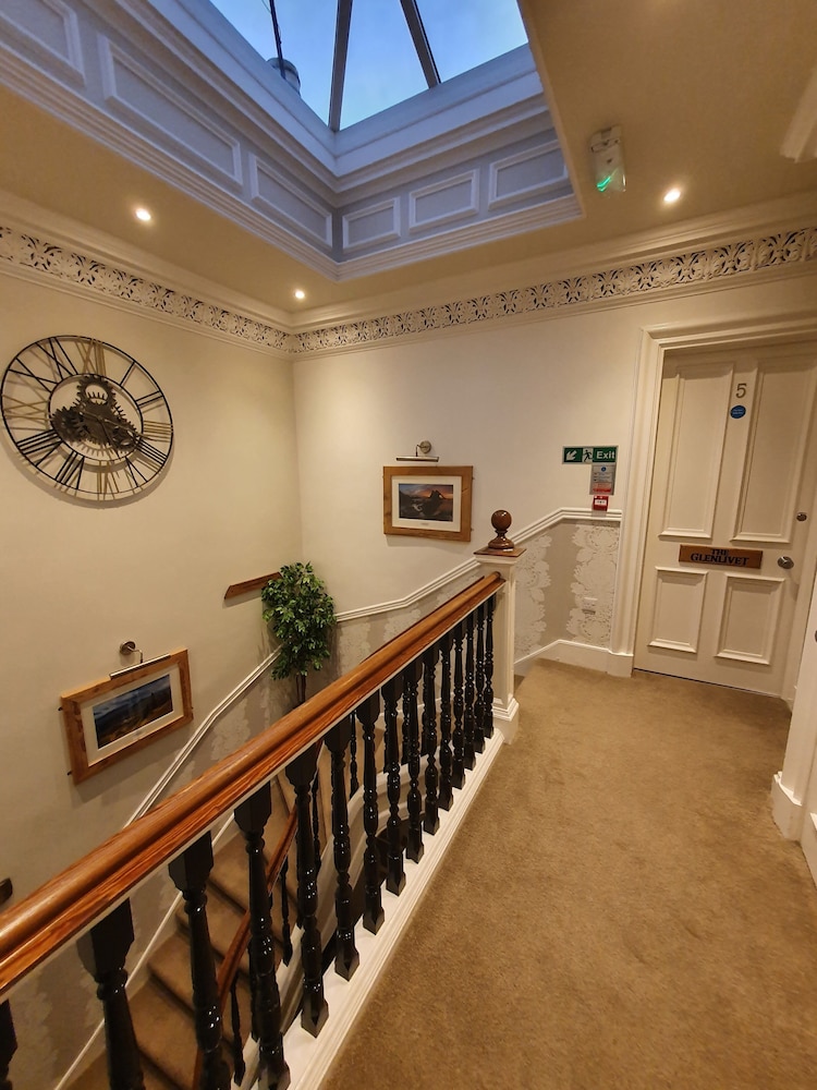 18 Craigmillar Park Guest House 28/50