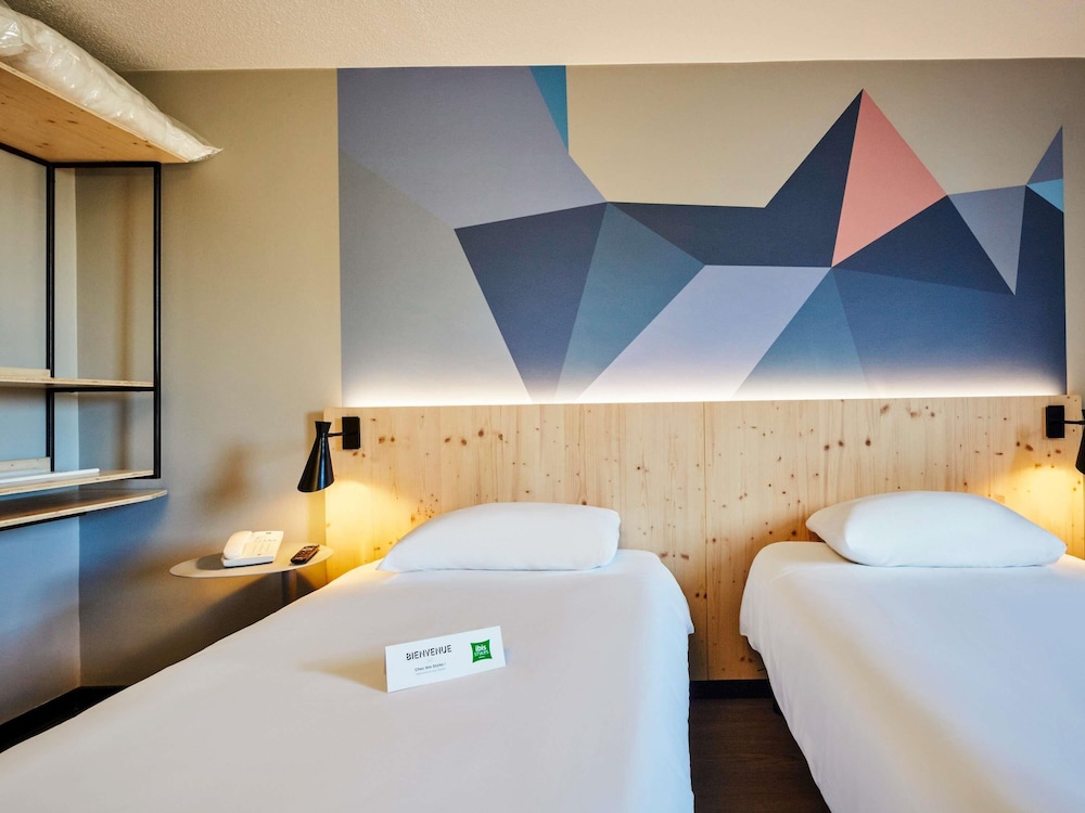 Ibis Styles Evry Lisses 19/48