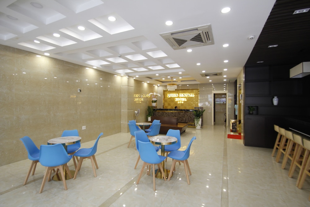 Queen Central Hotel 51/60