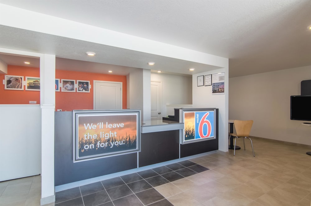 Lobby at Motel6 Liberal, KS, LIBERAL - KS