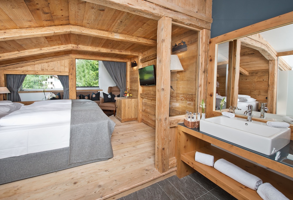 Hotel Larchenhof 24/79