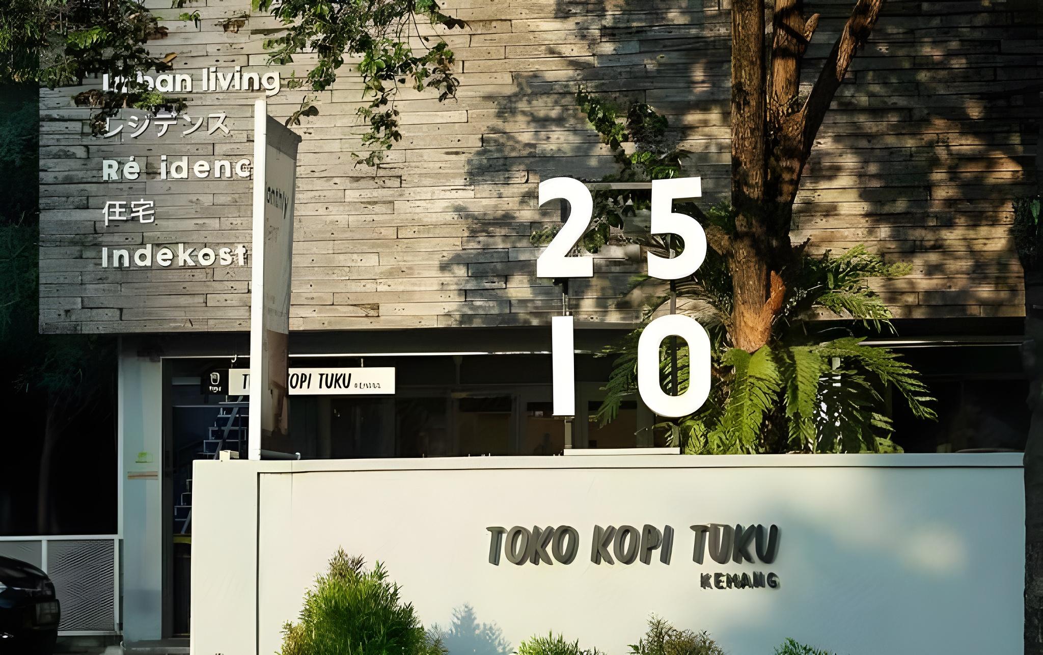 2510 Urban Living 10/33
