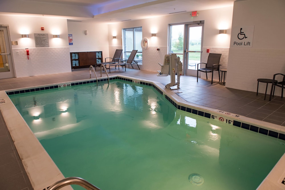 Fairfield Inn Suites Anderson in ANDERSON - IN