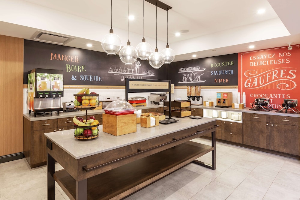Hampton Inn Suites By Hilton Beauport Quebec 34/48