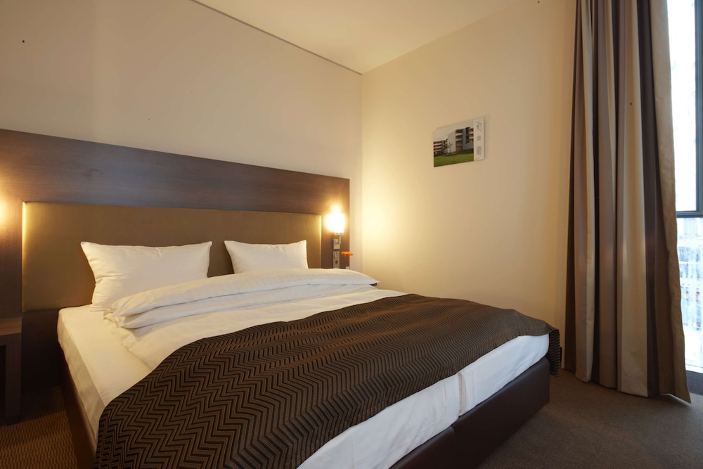 INTERCITYHOTEL MANNHEIM 16/40