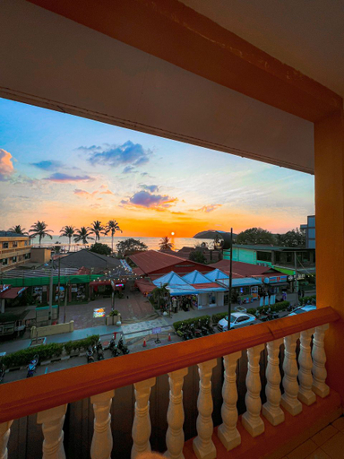 Amzar Motel Cenang 10/11
