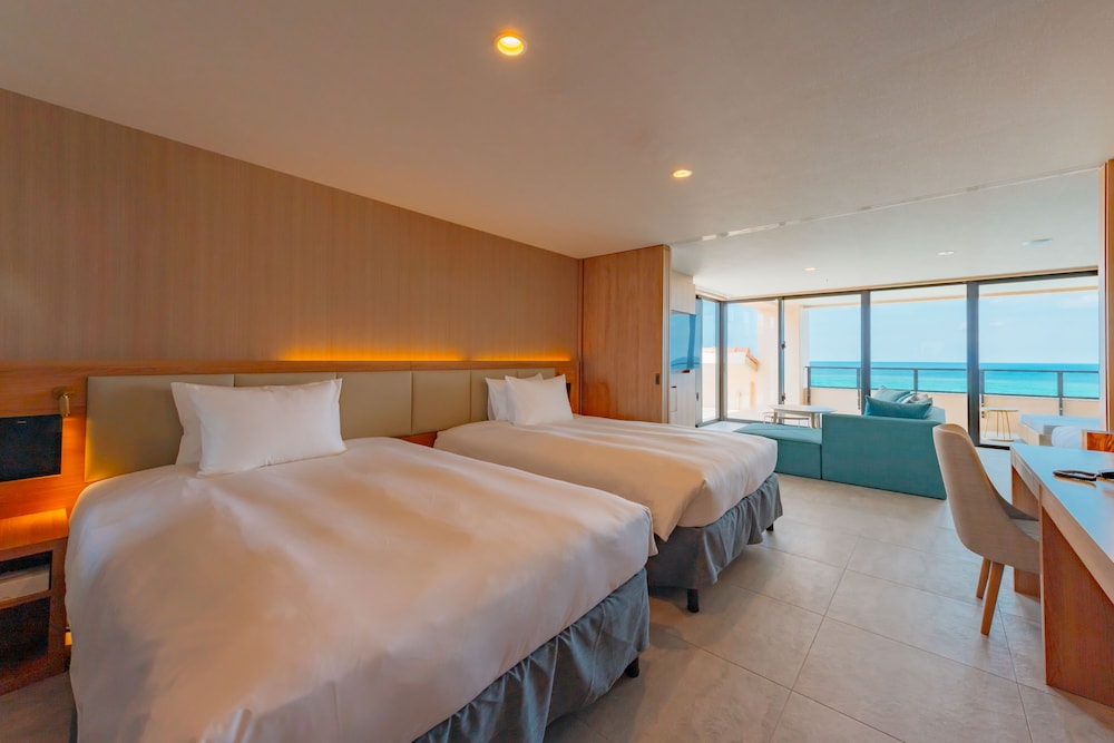 POOL, SUITE, TERRACE