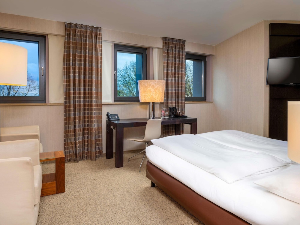 Movenpick Hotel Hamburg 21/76