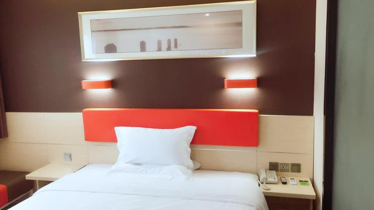 7 Days Premium (Shenzhen Songgang Yanchuan) 24/41