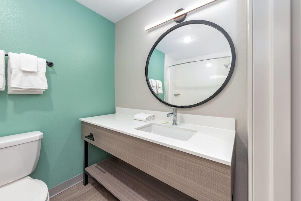 ECHO Suites Extended Stay by Wyndham Dallas Plano/Richardson 54/62