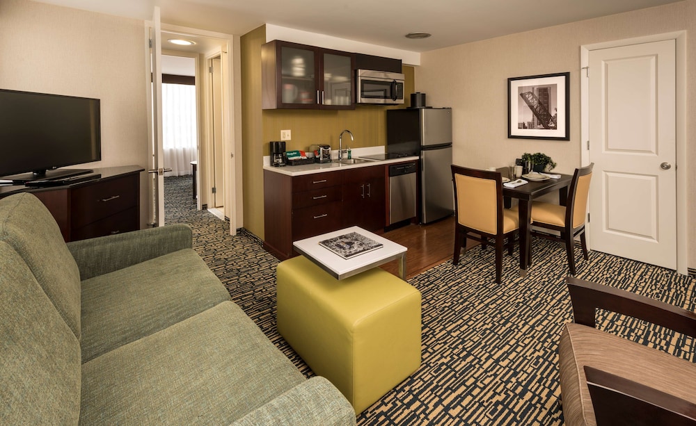 Homewood Suites By Hilton Chicago Downtown/Magnificent Mile 24/46
