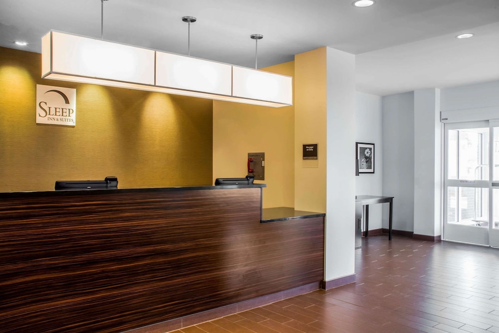 Sleep Inn & Suites Syracuse Airport 5/40
