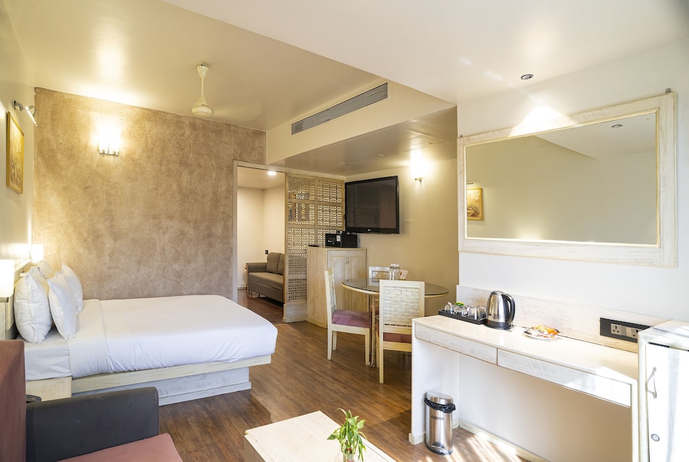 HOTEL INFINITI 27/55