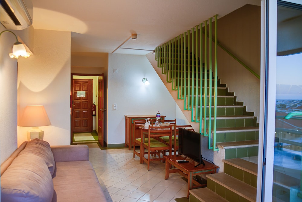 Ourabay Apartment 18/53