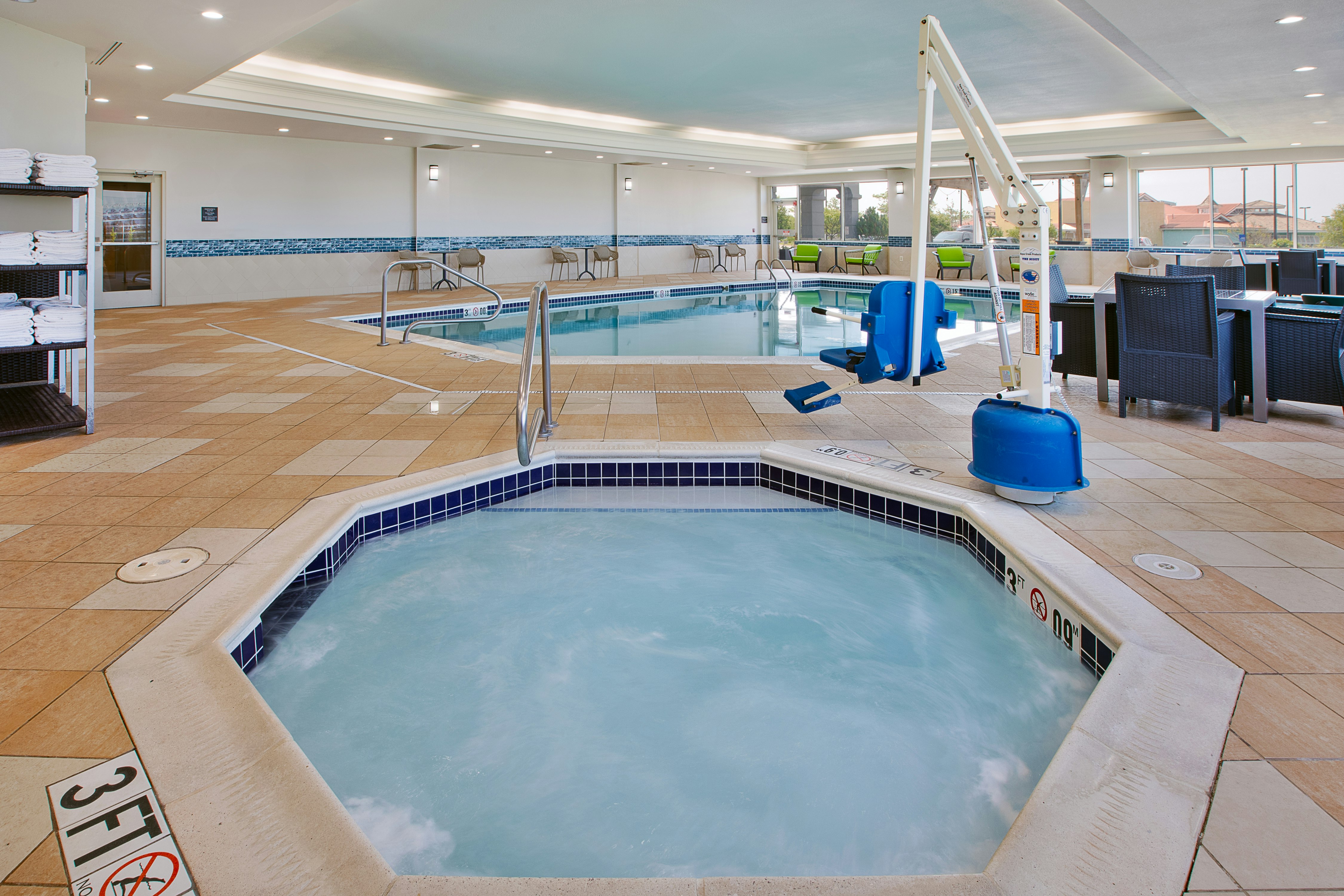 Hampton Inn & Suites Cleveland Beachwood 5/19