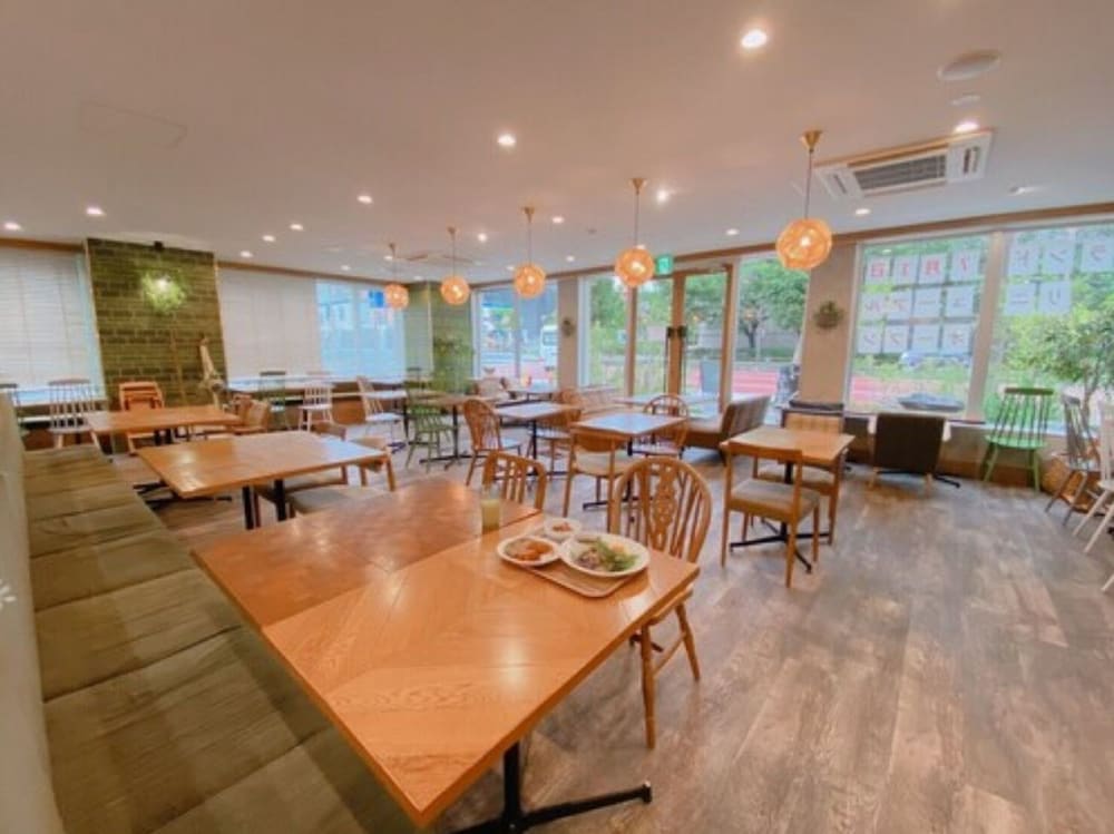 Center Hotel Narita 2 R51 40/47