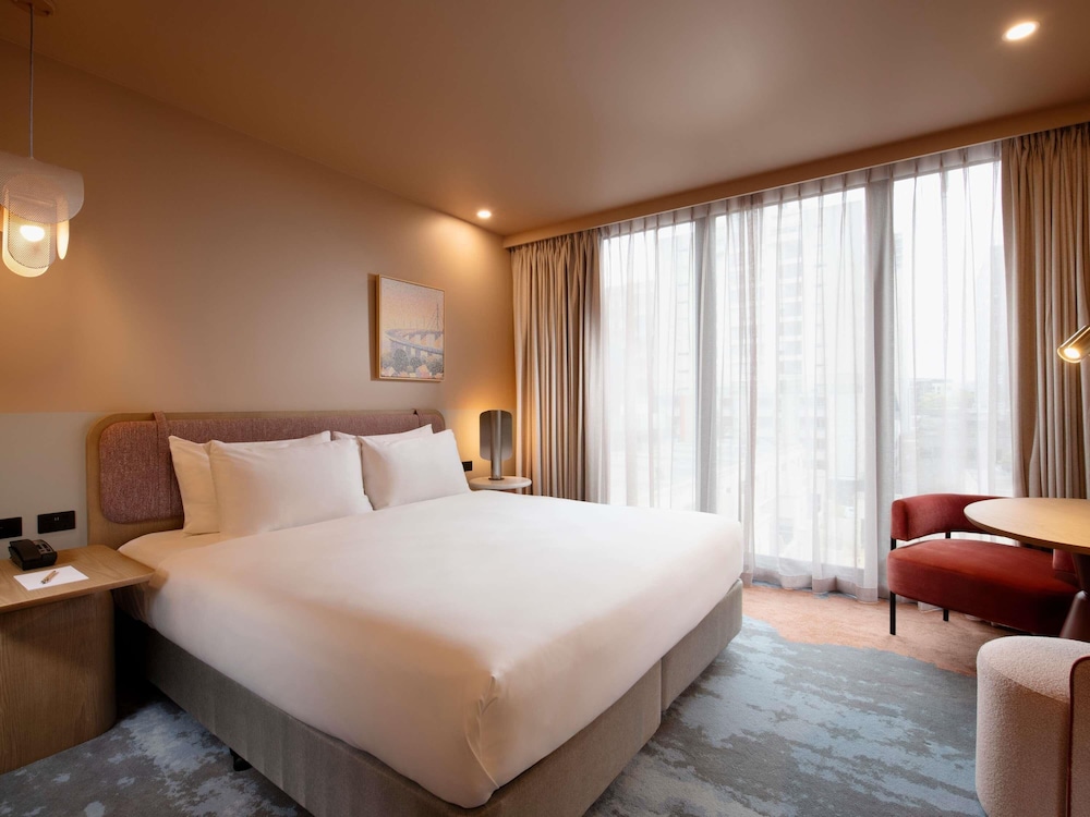 Standard, King Bed