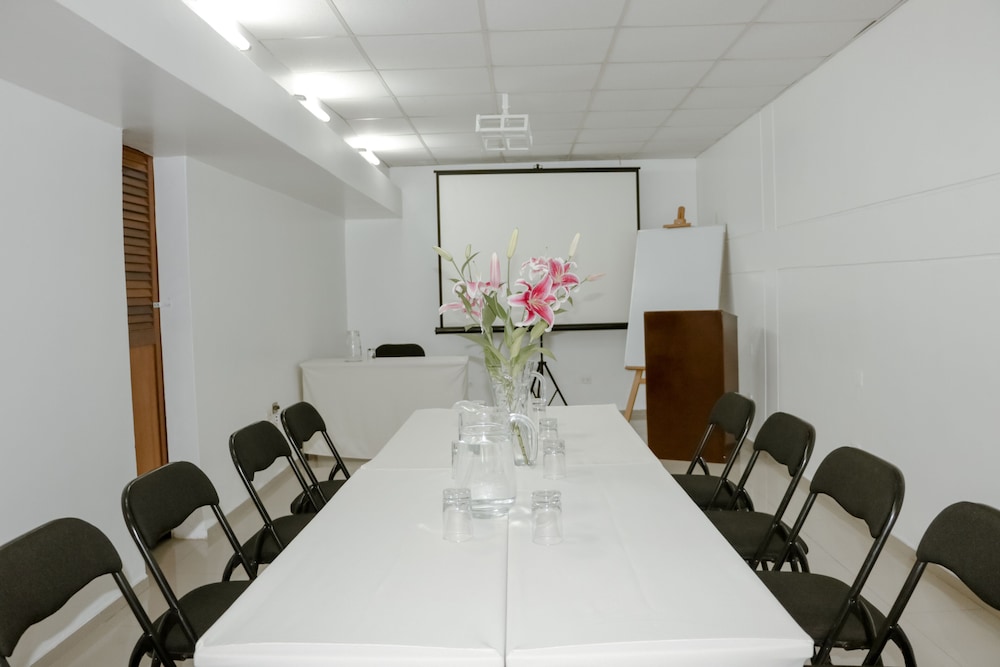 Epiqus Hotel Esperanza 42/49
