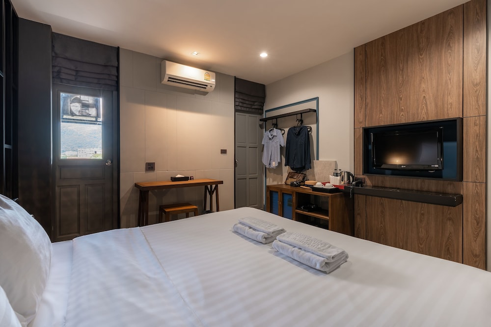 Lnimman Chiangmai Boutique Hotel 12/50