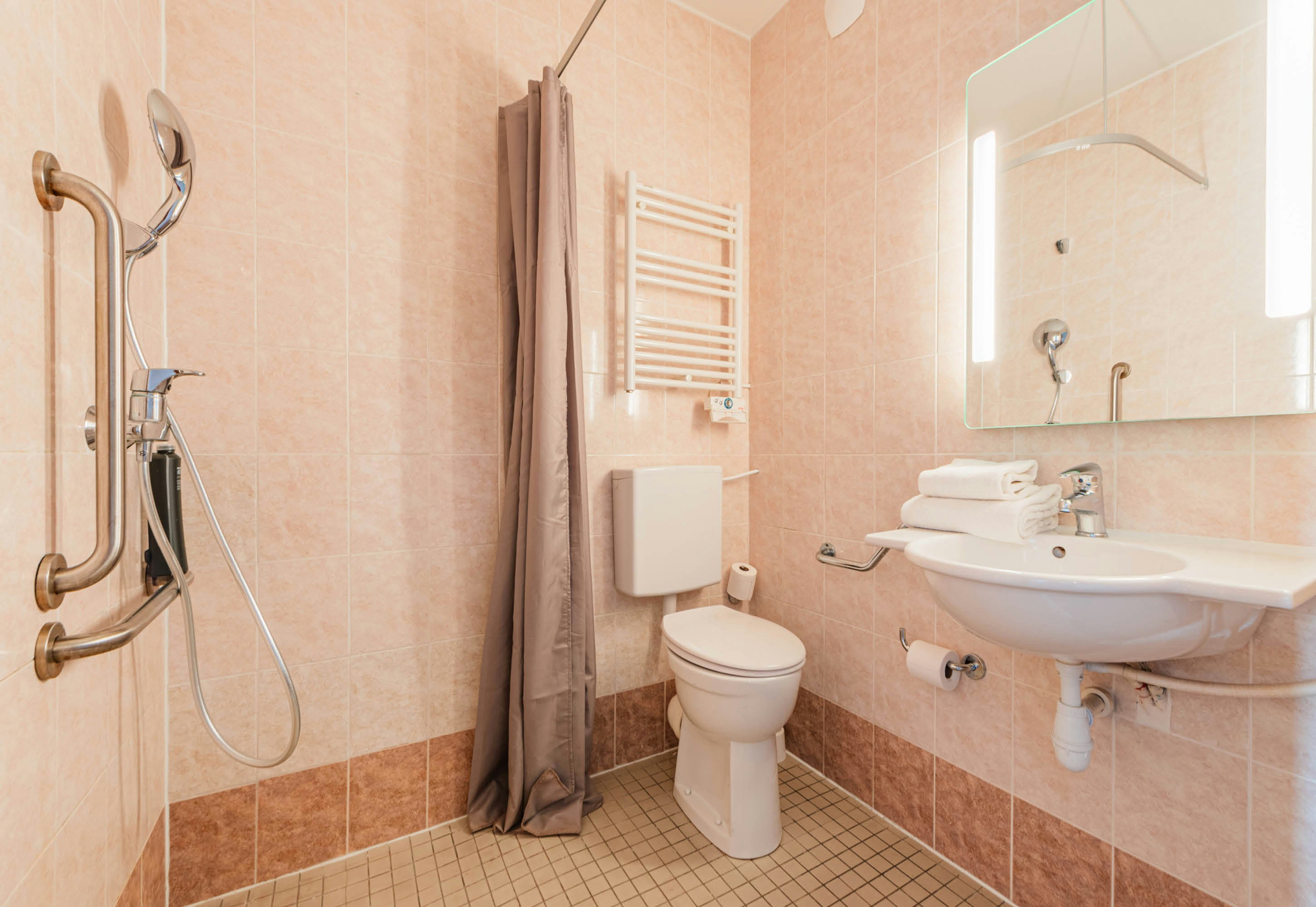 B&B HOTEL Strasbourg Nord Mundolsheim 42/42