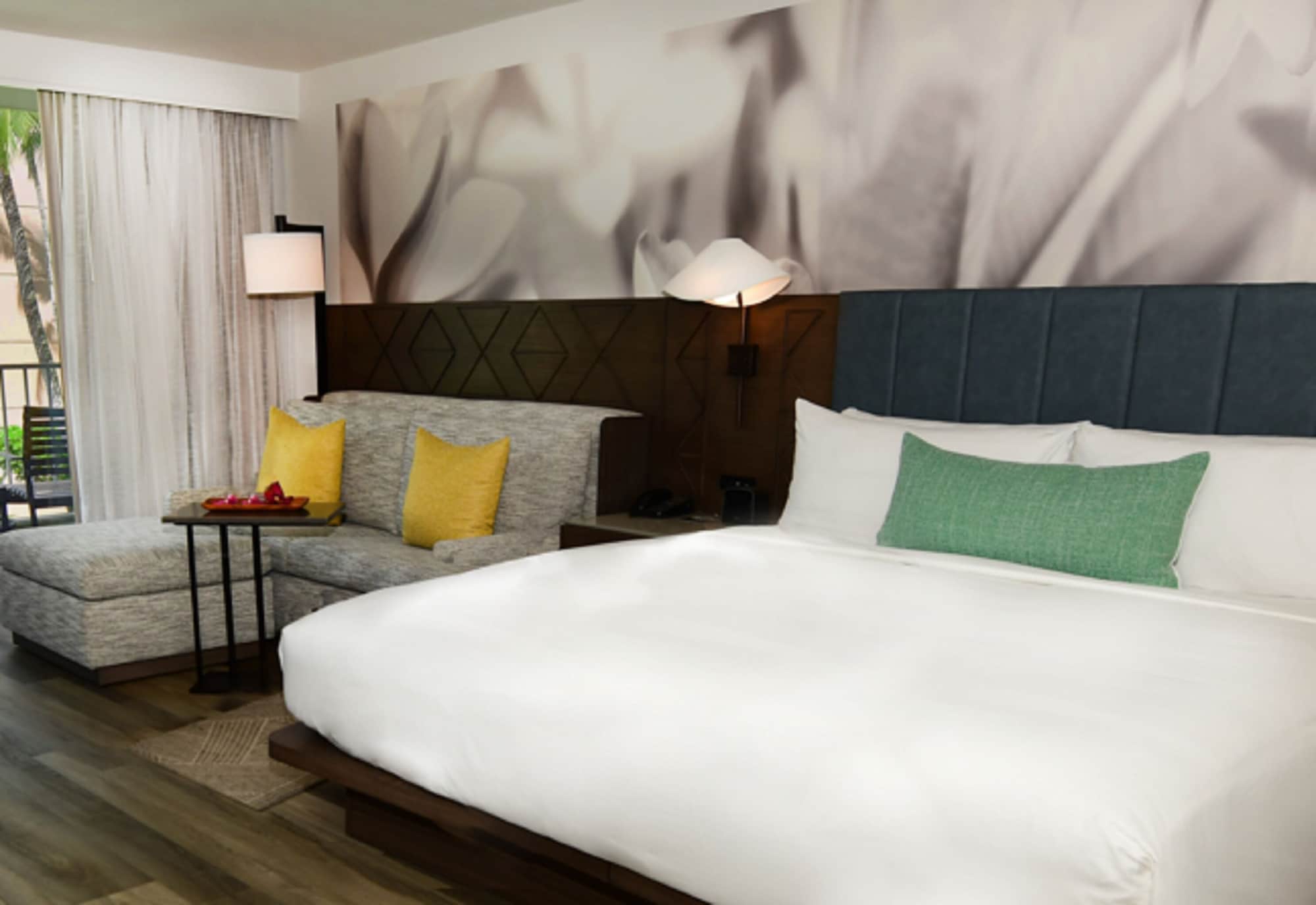 ROOM, KING BED, GARDEN VIEW