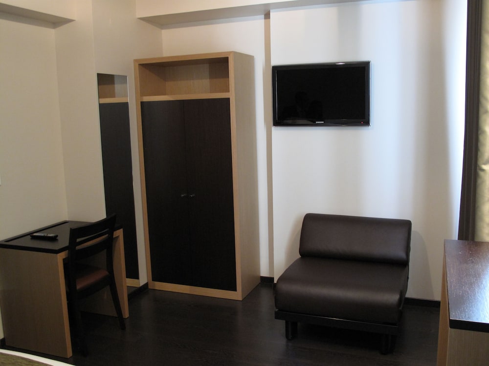 Hotel Source 49/61
