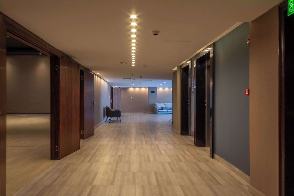 Tryp by Wyndham Asuncion 6/52