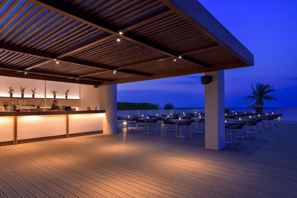 The Ixian Grand and All Suites Adults Only Hotel 39/67