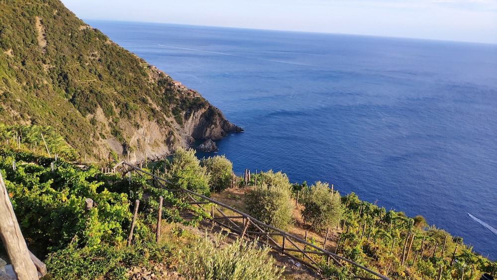Pietra di Mare Guest House 49/55