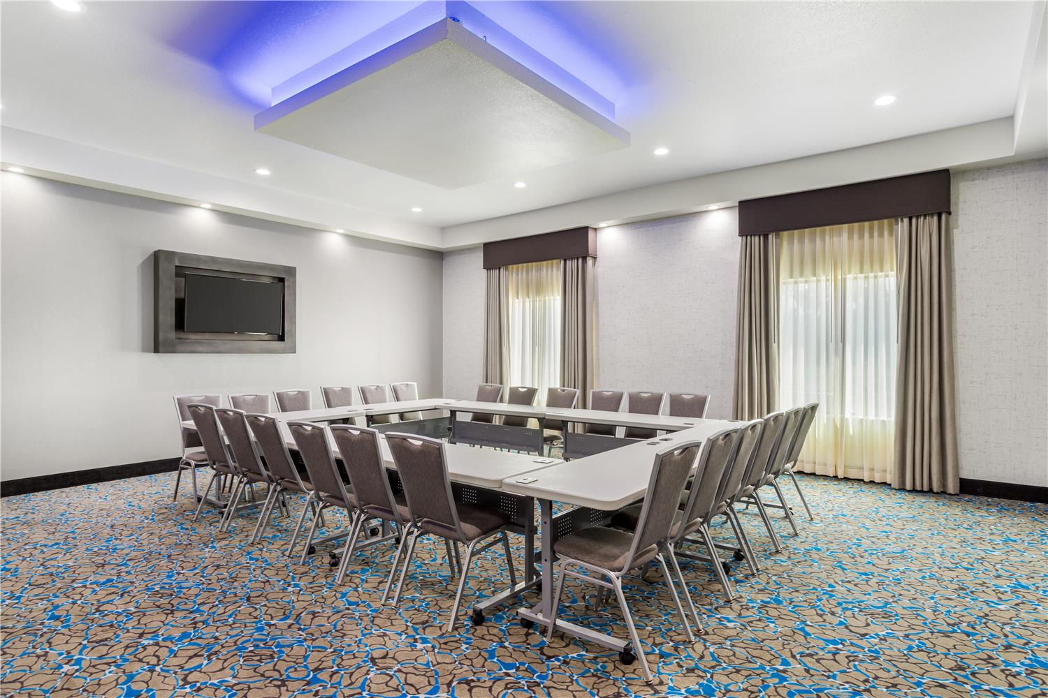 Best Western Plus Waller Hotel 8/12