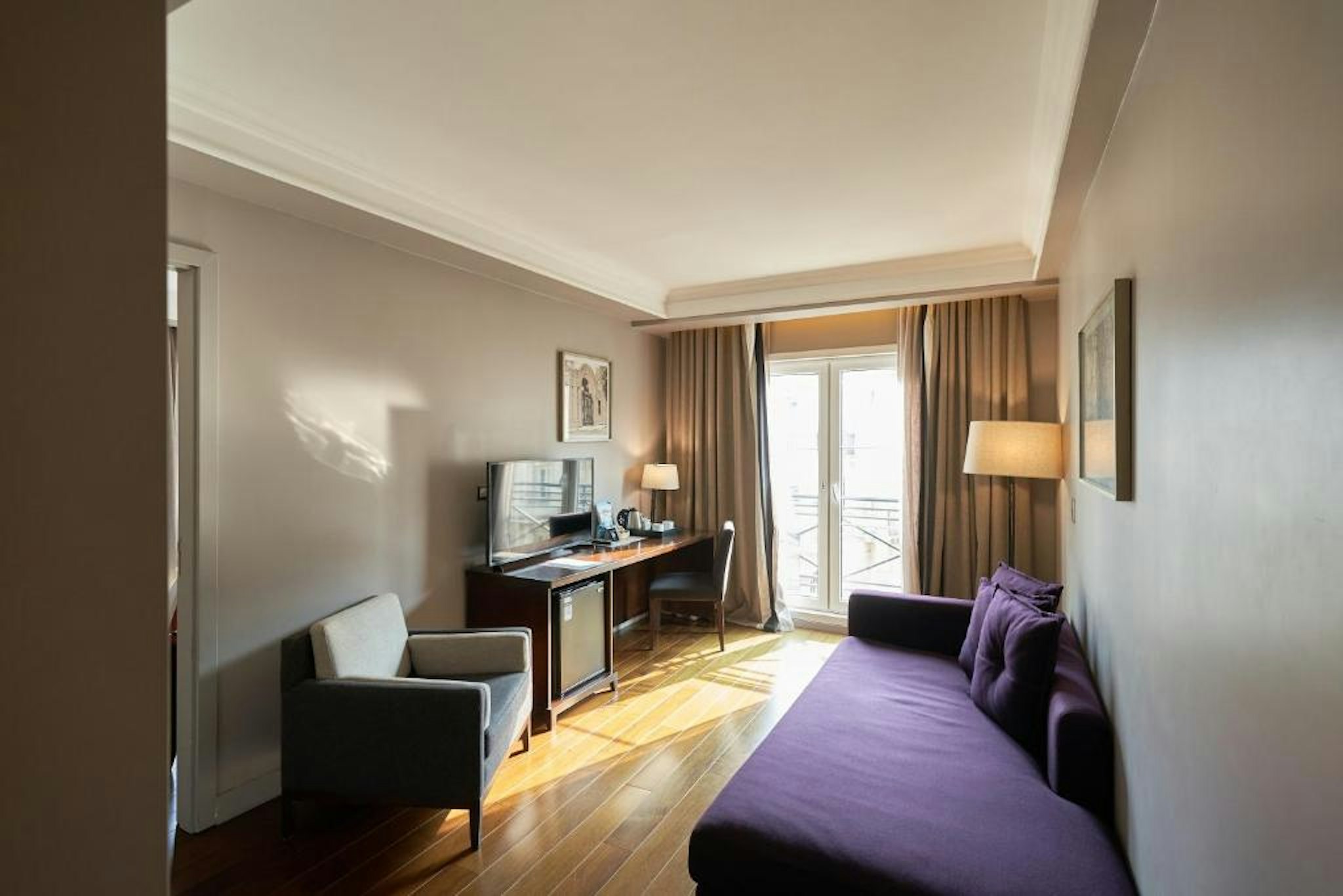 CARLES HOTEL BUENOS AIRES 30/64