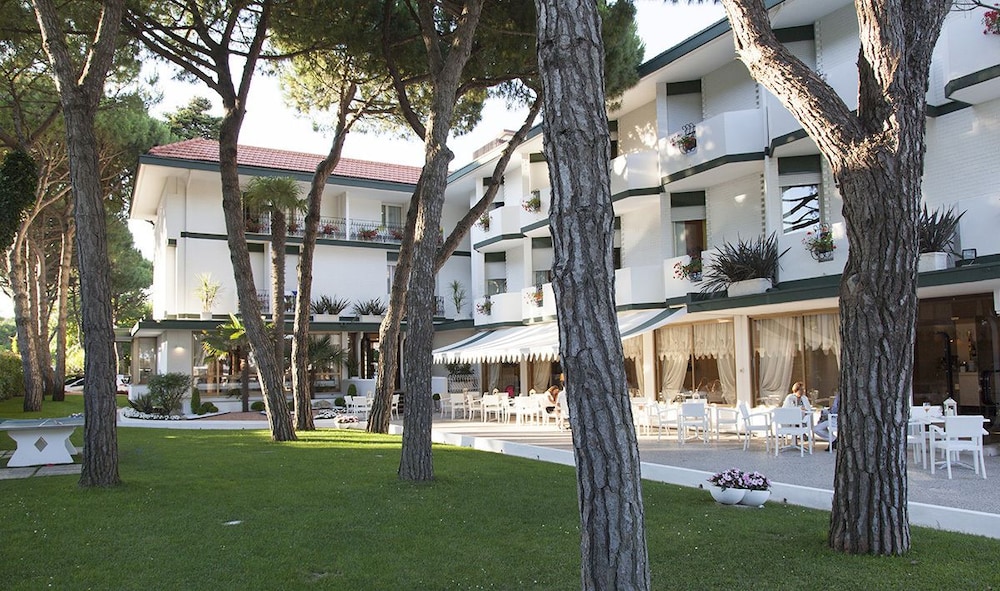 Hotel Elite 36/39